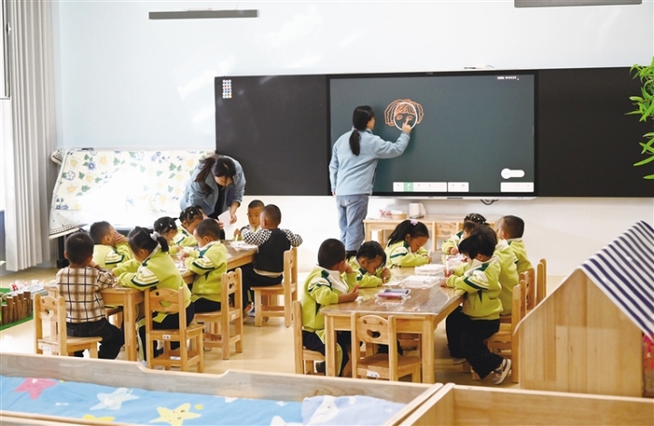 新建成投用的敦煌市第六幼儿园